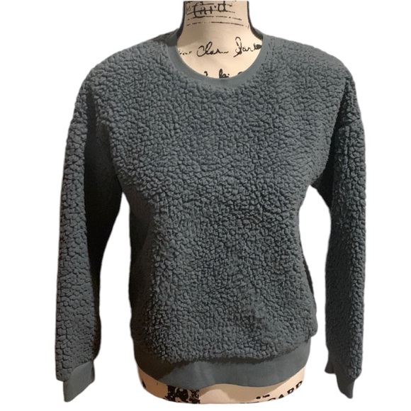 A new day Sherpa Sweater - Picture 2 of 3